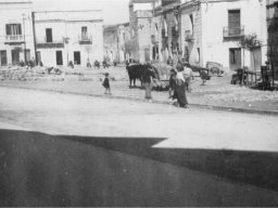 Piazza Umberto Lavori (2)